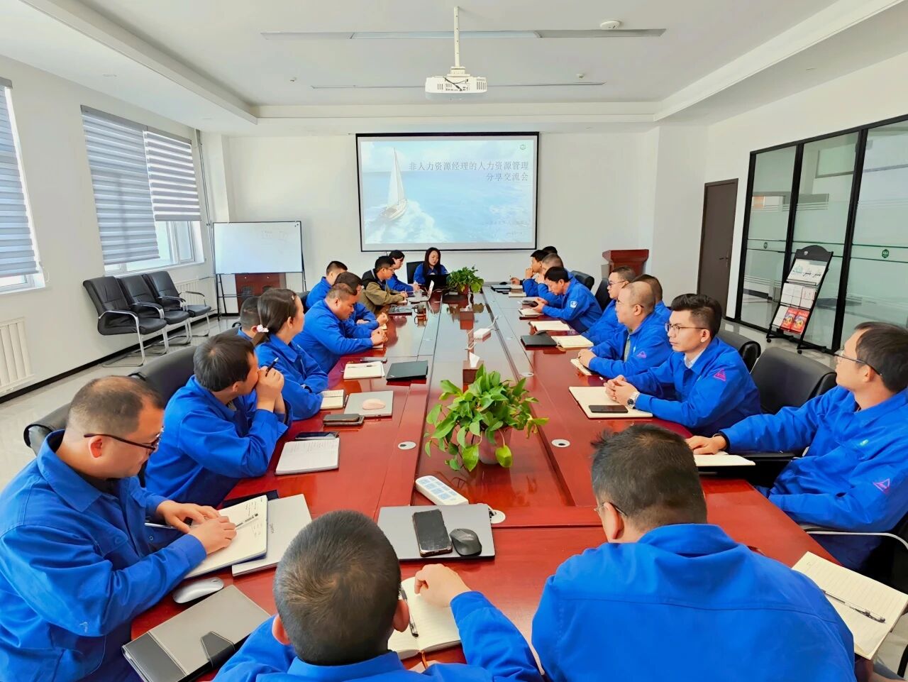 ABAChem Lanzhou Division Holds Sharing Session on